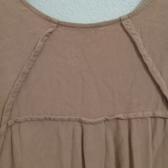 Top - Picture 8 of 11